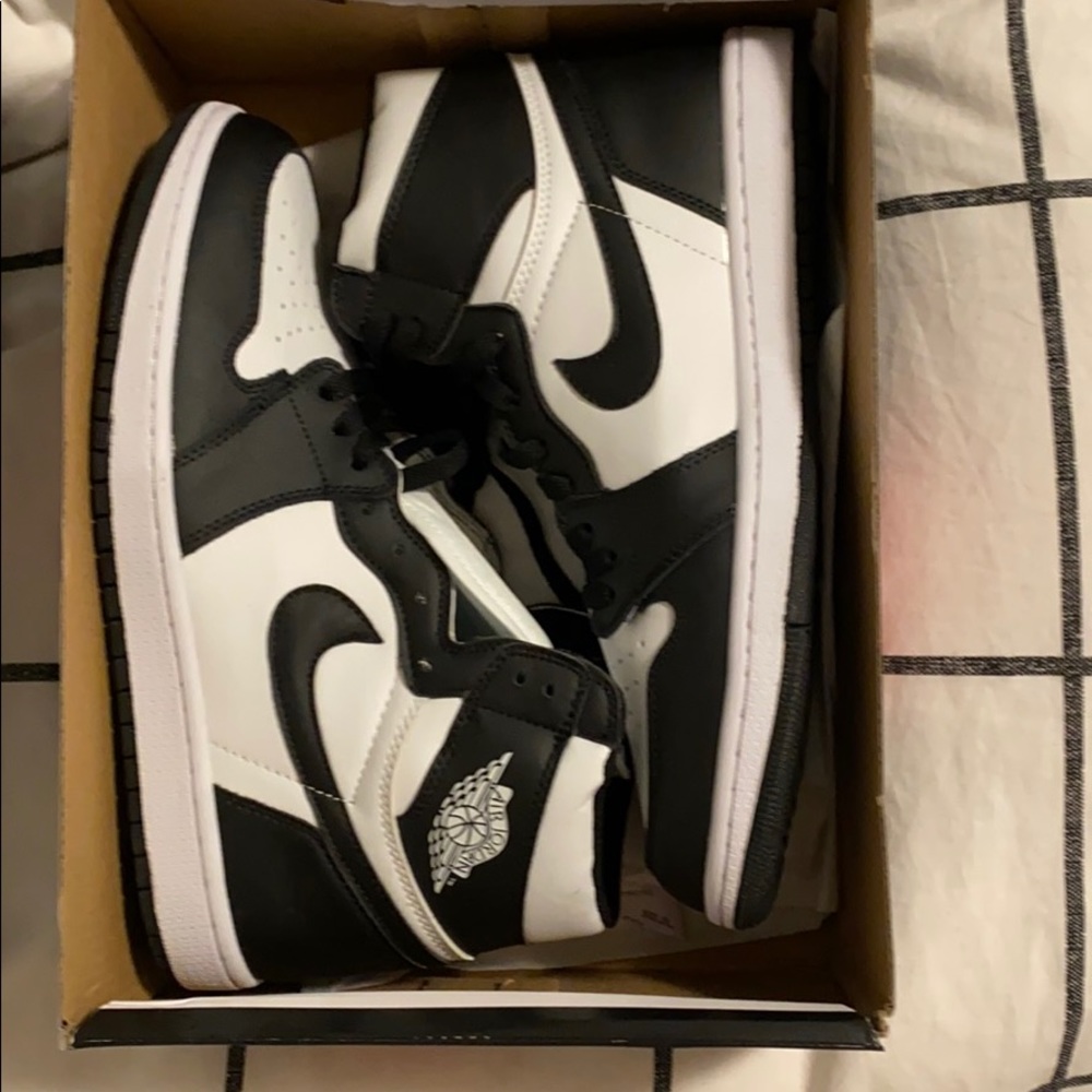 Air Jordans ! - Picture 3 of 5